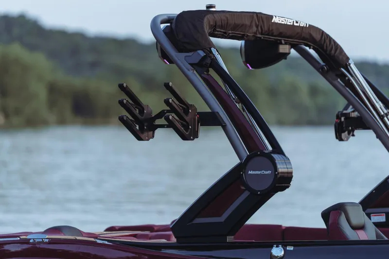Slide: The Image of MasterCraft X22 2024 - 13