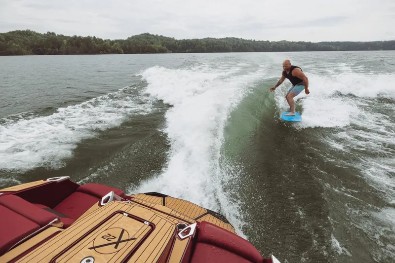Slide: The Image of MasterCraft X22 2024 - 20