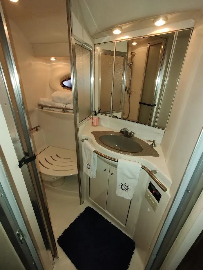 Slide: The Image of Maxum 4100 SCR 1999 - 53