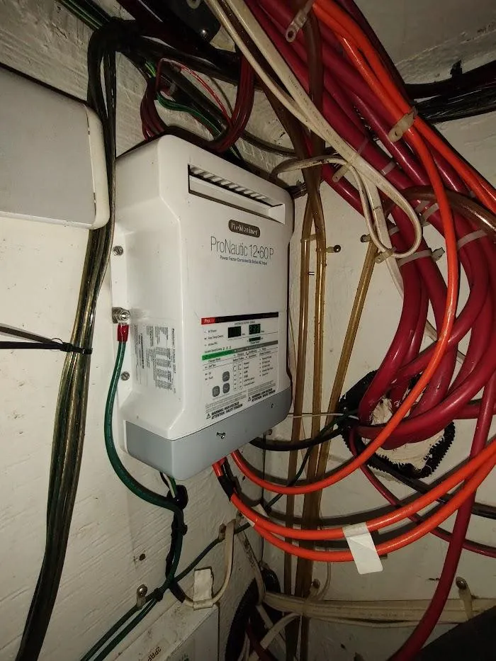 Slide: The Image of Maxum 4100 SCR 1999 - 66