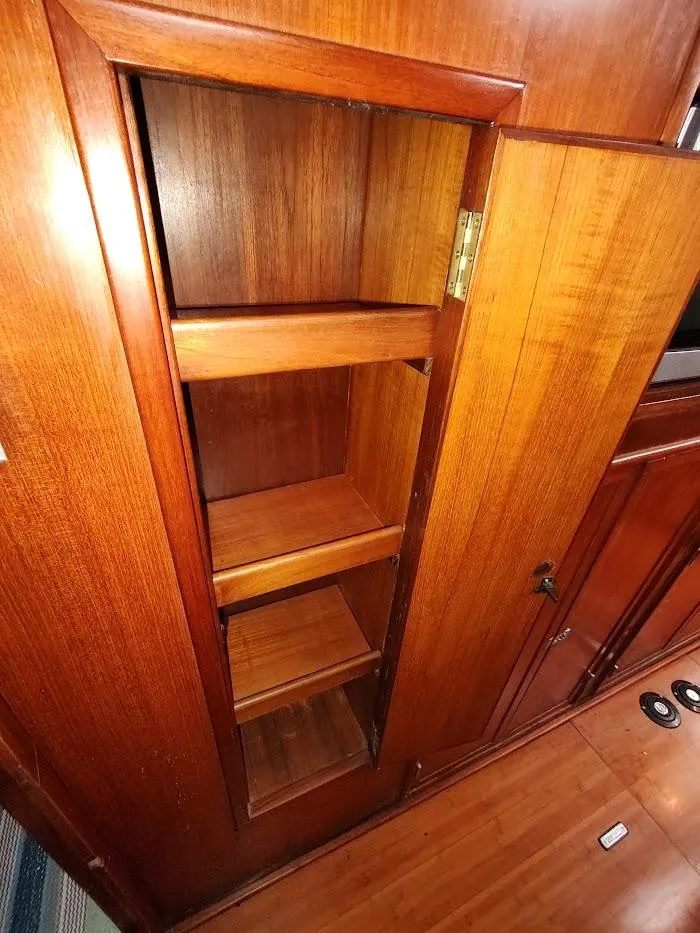 Slide: The Image of Hylas 46 1997 - 59