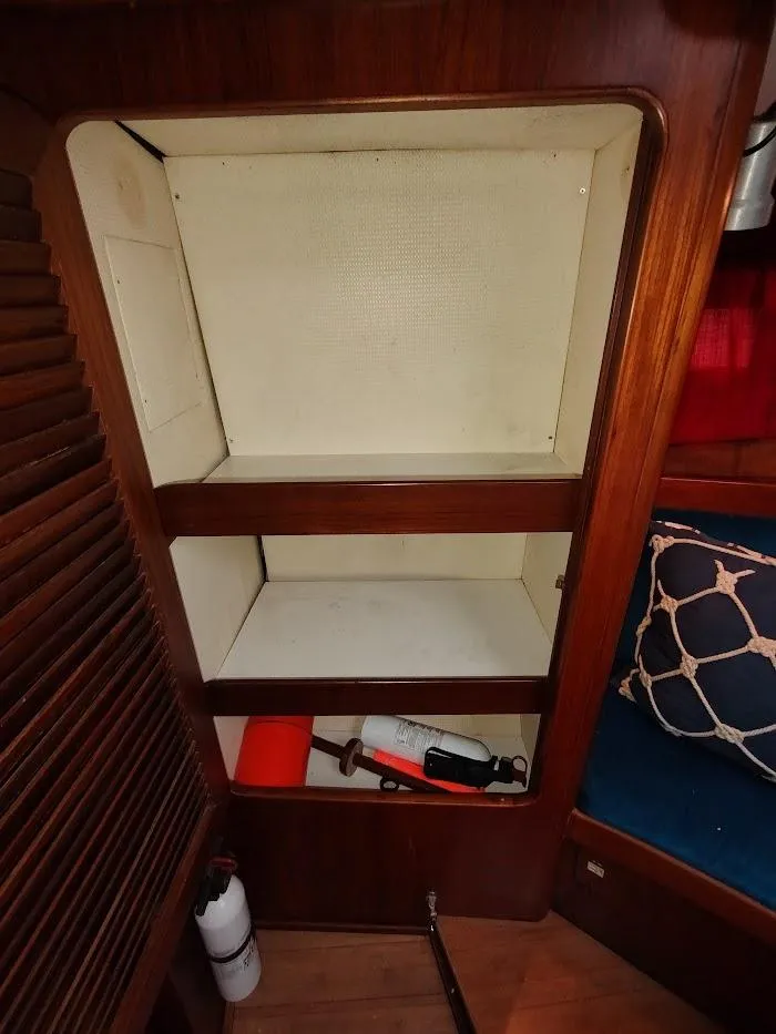 Slide: The Image of Hylas 46 1997 - 64