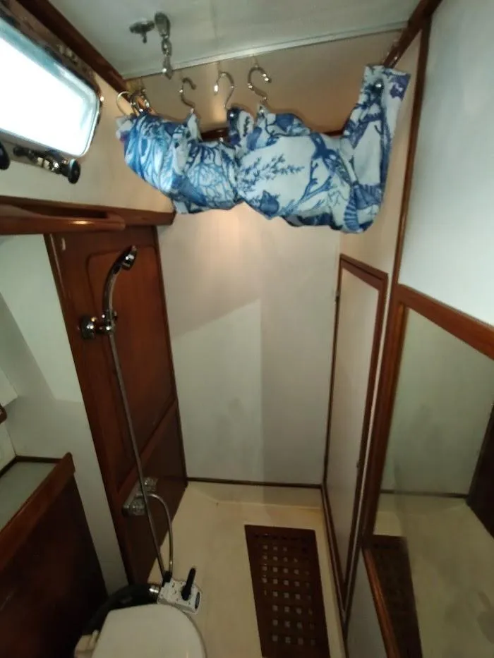 Slide: The Image of Hylas 46 1997 - 74