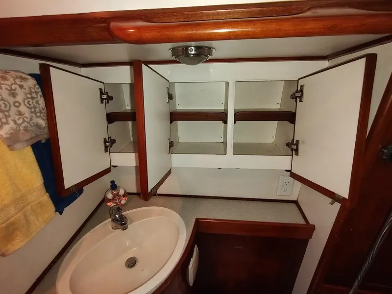 Slide: The Image of Hylas 46 1997 - 78