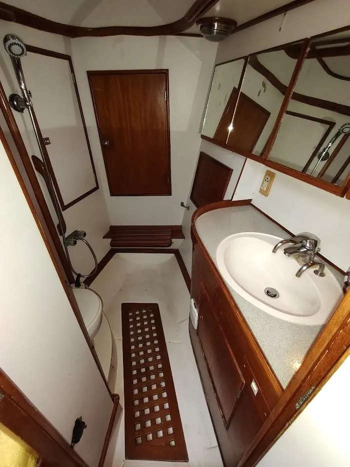 Slide: The Image of Hylas 46 1997 - 89