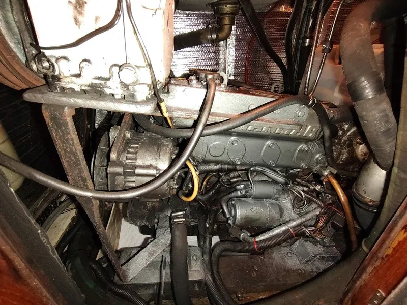 Slide: The Image of Hylas 46 1997 - 98