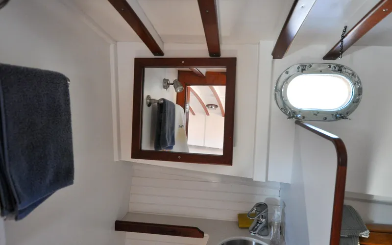 Slide: The Image of Bunker and Ellis - Aleria - Head - Vanity - 57