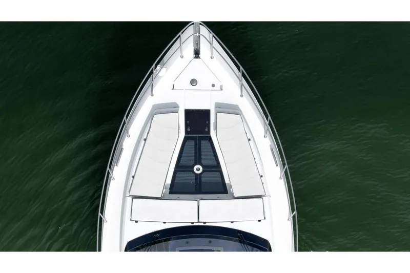 Slide: The Image of Galeon 510 Sky 2020 - 20