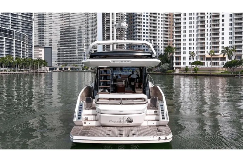 Slide: The Image of Galeon 510 Sky 2020 - 4