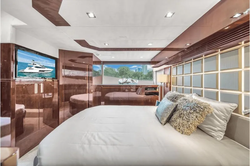 Slide: The Image of Galeon 510 Sky 2020 - 53