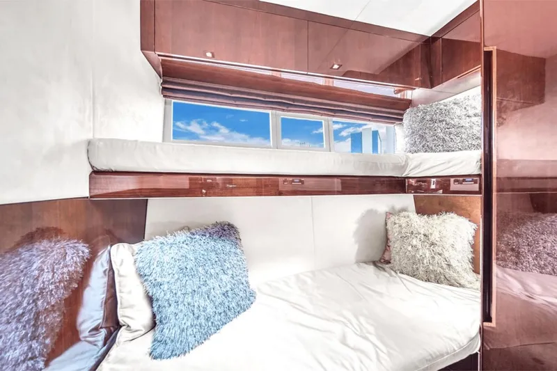 Slide: The Image of Galeon 510 Sky 2020 - 58