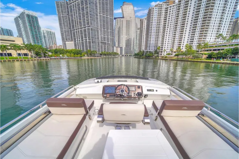 Slide: The Image of Galeon 510 Sky 2020 - 99