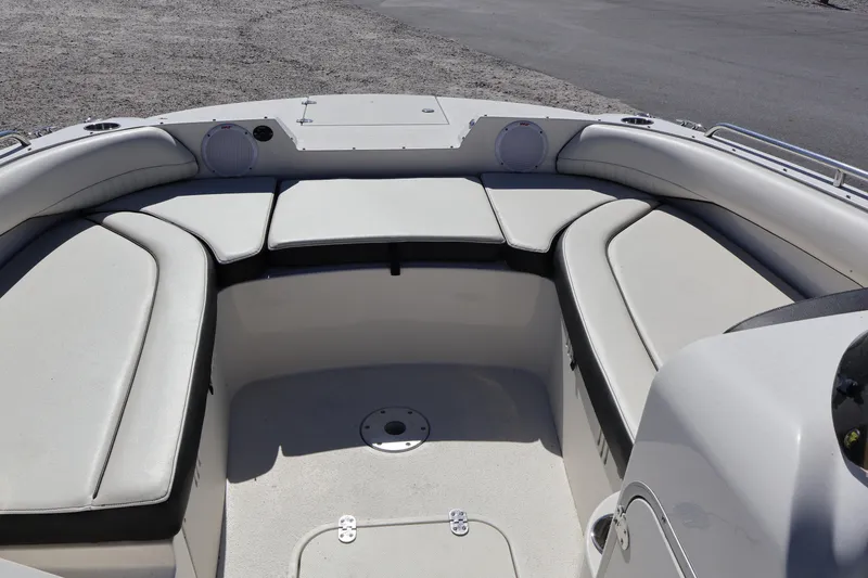 Slide: The Image of Stingray 192SC 2020 - 8