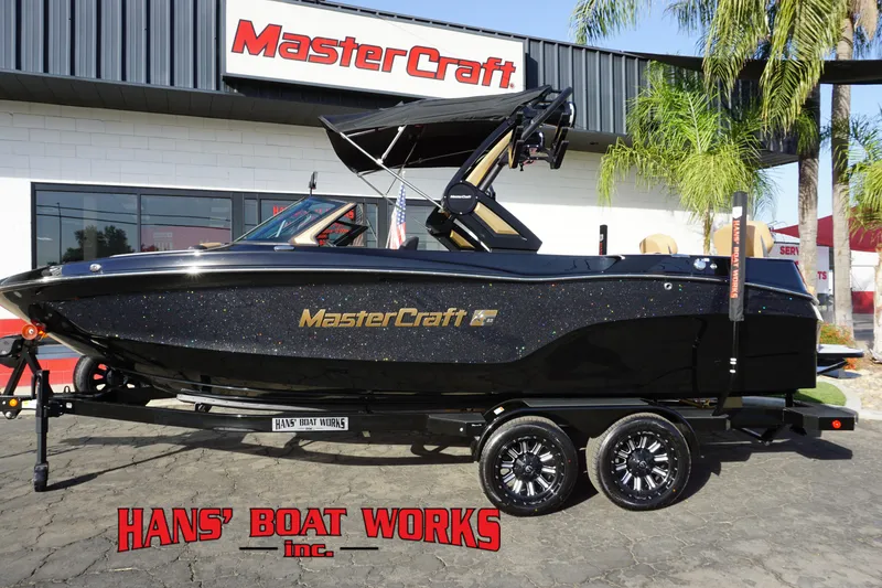 Slide: The Image of MasterCraft XT23 - 6K Rebate Eligible 2025 - 1