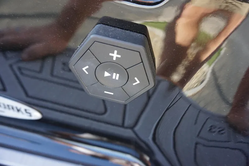 Slide: The Image of MasterCraft XT23 - 6K Rebate Eligible 2025 - 30