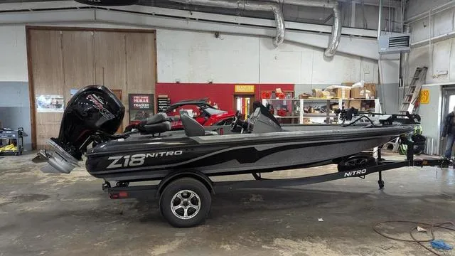 The Image of Nitro Z18 2025 - 1