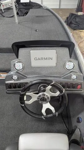 Slide: The Image of Nitro Z18 2025 - 10