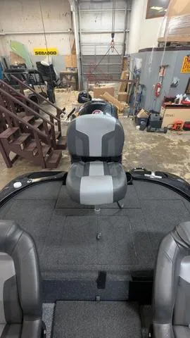 Slide: The Image of Nitro Z18 2025 - 13