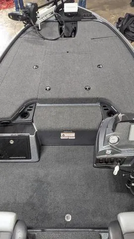 Slide: The Image of Nitro Z18 2025 - 5