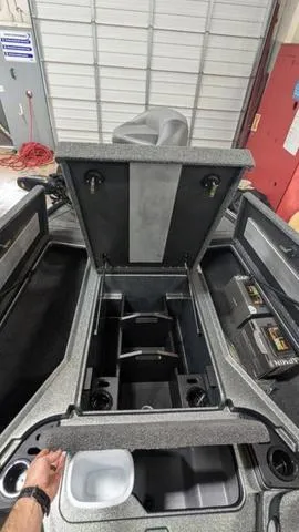 Slide: The Image of Nitro Z18 2025 - 9