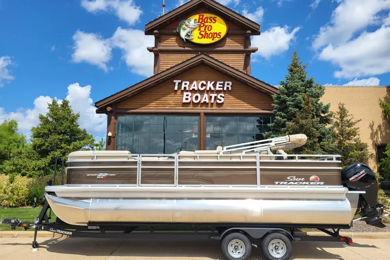 The Image of 2025 Sun Tracker SportFish 22 XP3 pontoon boat at Bass Pro Shops. - 0