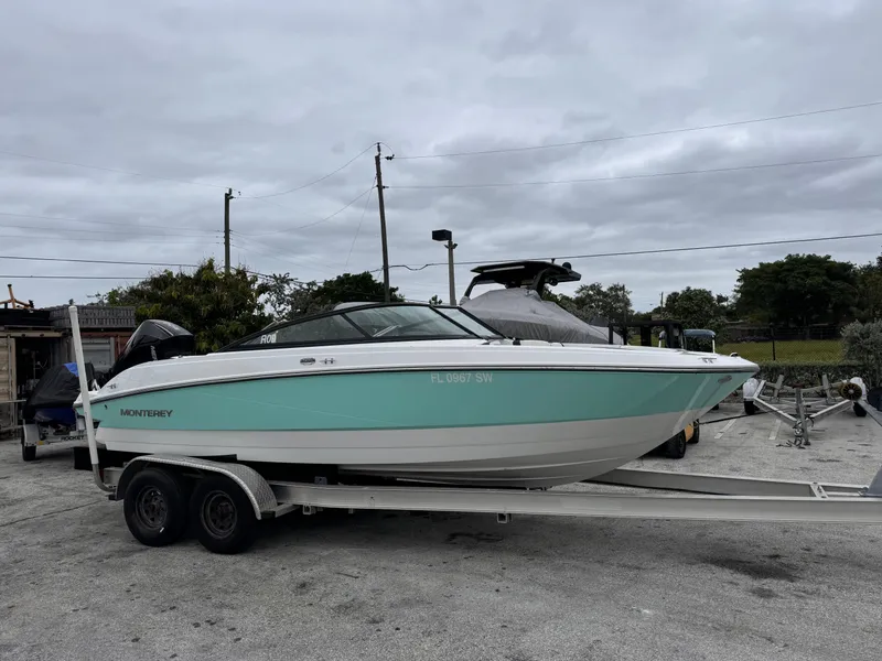 Slide: The Image of Monterey M-225 2020 - 10