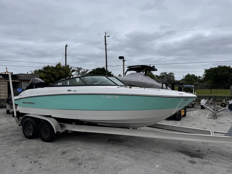 Slide: The Image of Monterey M-225 2020 - 9