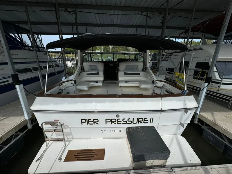 Slide: The Image of Sea Ray 39 1989 - 58