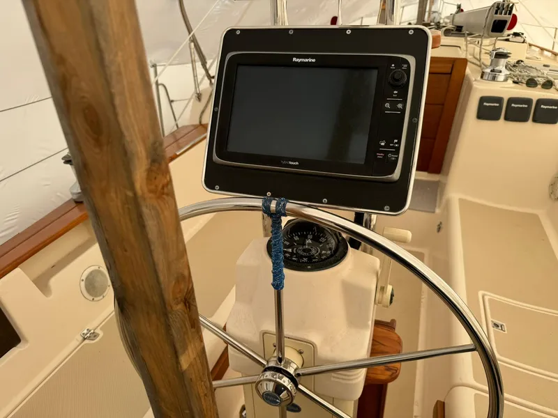 Slide: The Image of Island Packet 40 sailboat cockpit with navigation system, 1998 model. - 15