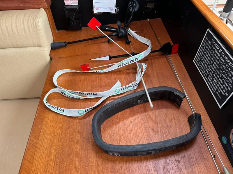 Slide: The Image of Sailing equipment on Island Packet 40 yacht, 1998 model, with Quantum branding. - 37