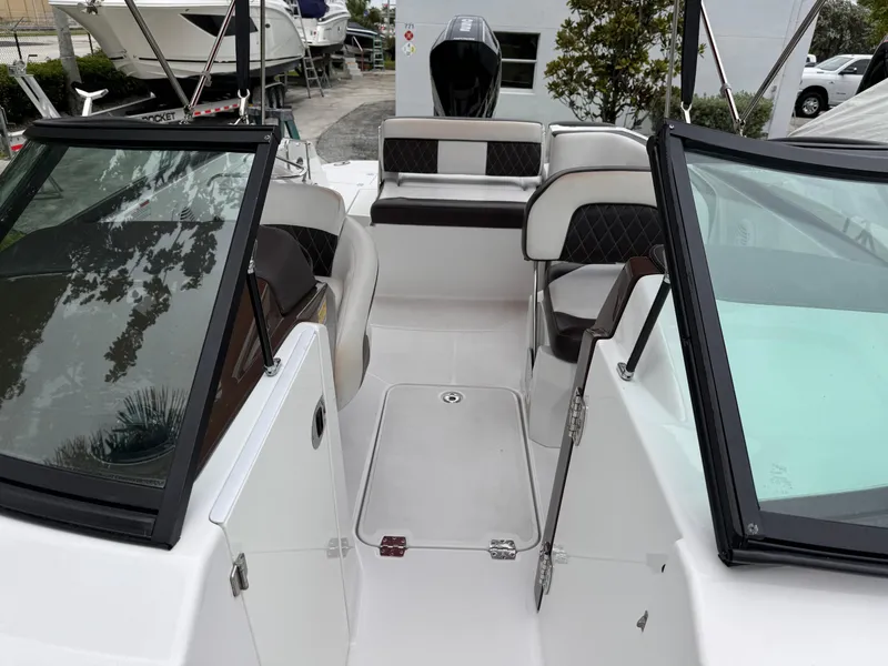 Slide: The Image of Monterey M-45 2020 - 11