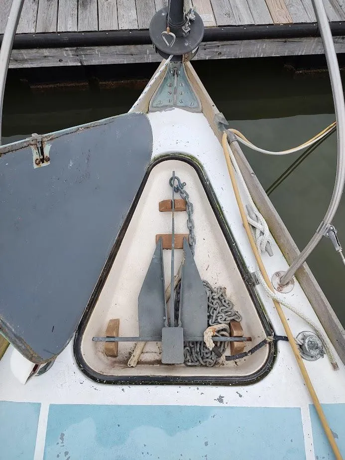 Slide: The Image of Cape Dory Cape 30 1972 - 10