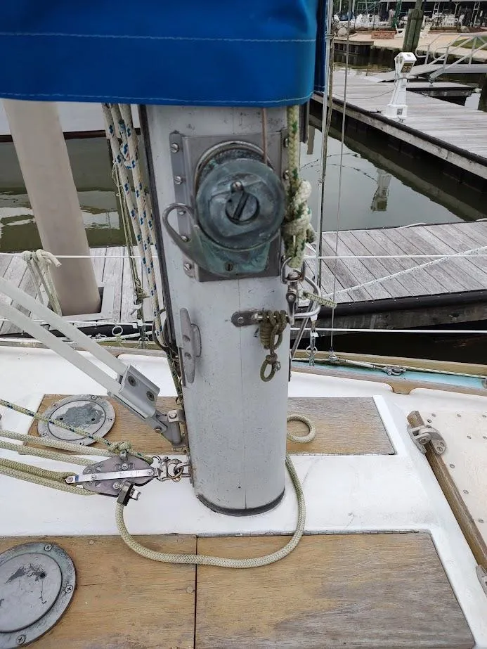 Slide: The Image of Cape Dory Cape 30 1972 - 15