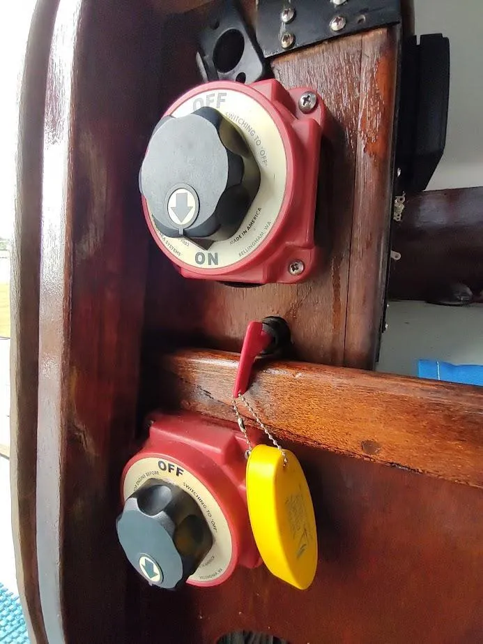 Slide: The Image of Cape Dory Cape 30 1972 - 45