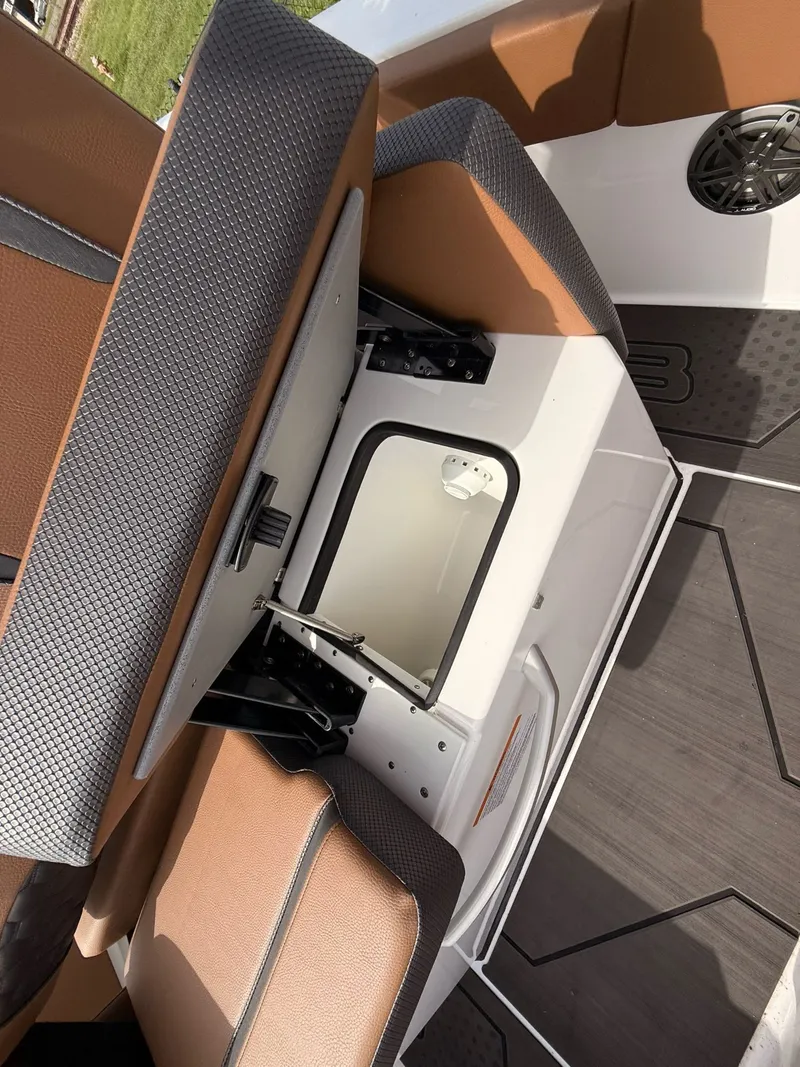 Slide: The Image of Scarab 235 Open LX Wake 2025 - 23