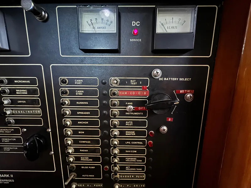 Slide: The Image of Transpacific Marine Ketch 1984 - 101