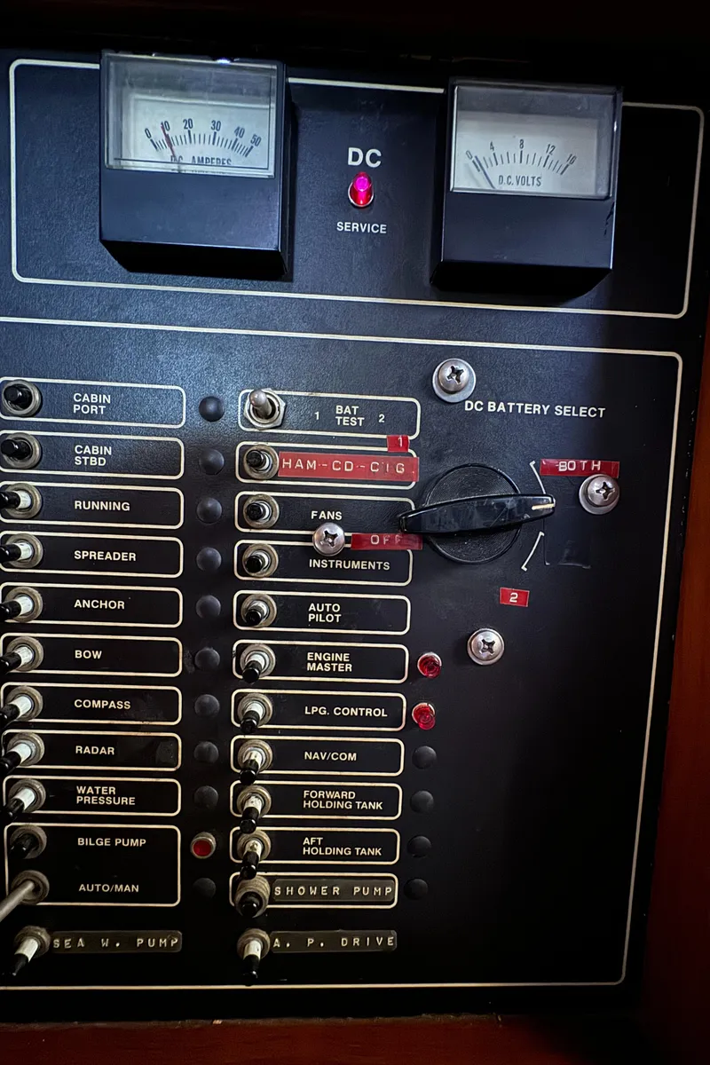 Slide: The Image of Transpacific Marine Ketch 1984 - 102