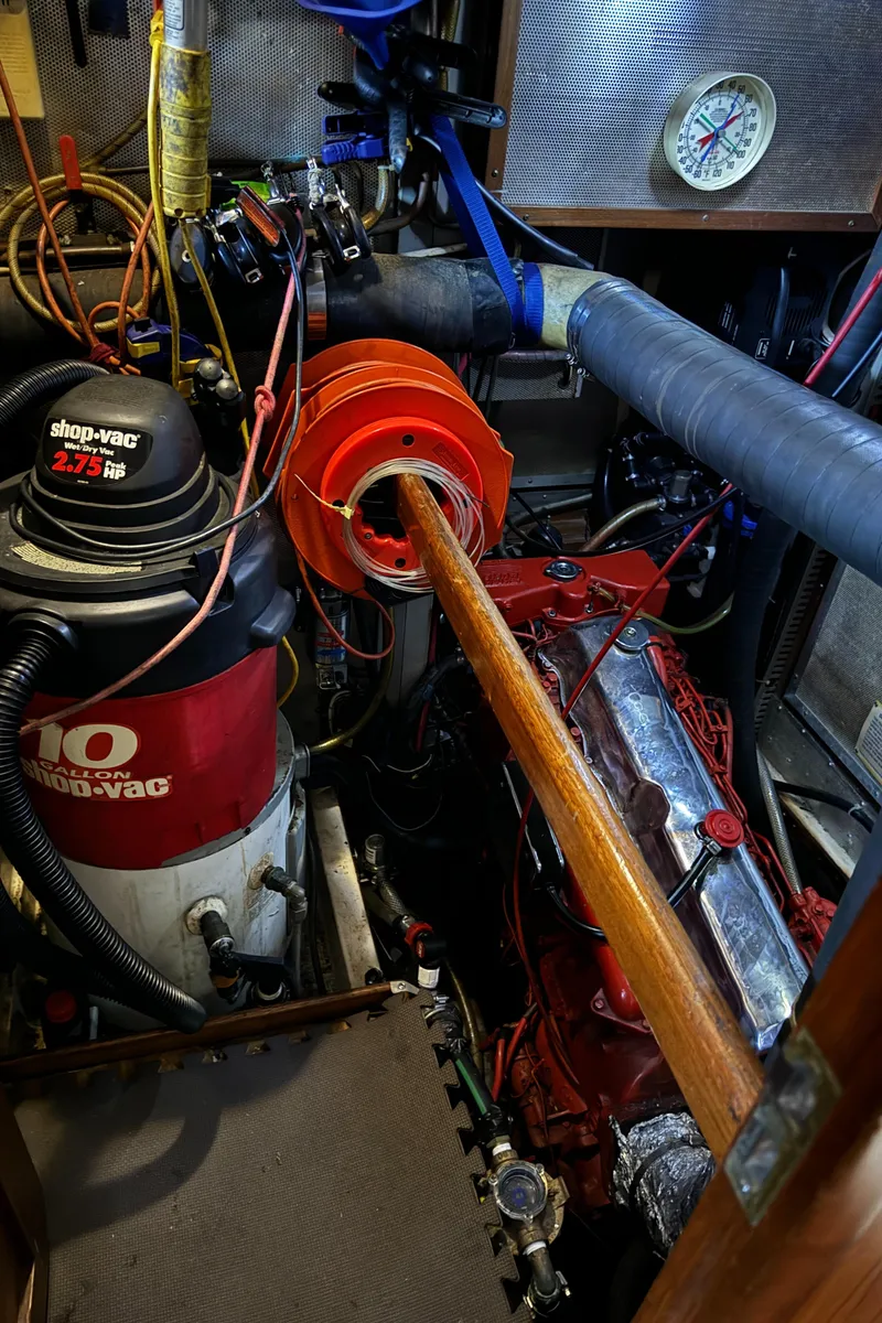 Slide: The Image of Transpacific Marine Ketch 1984 - 117