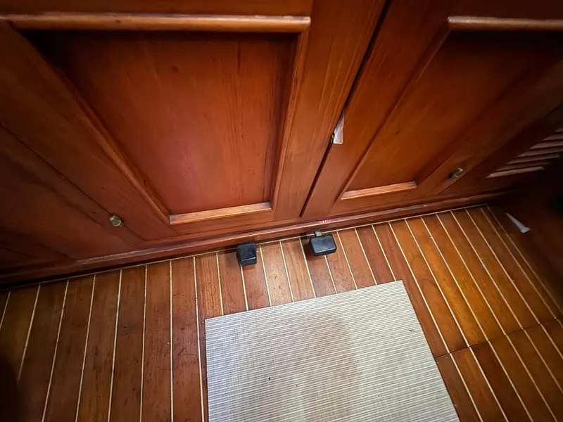 Slide: The Image of Transpacific Marine Ketch 1984 - 52