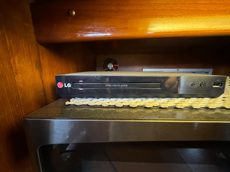 Slide: The Image of Transpacific Marine Ketch 1984 - 63