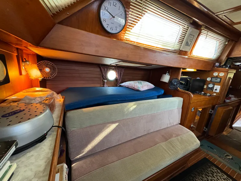 Slide: The Image of Transpacific Marine Ketch 1984 - 90