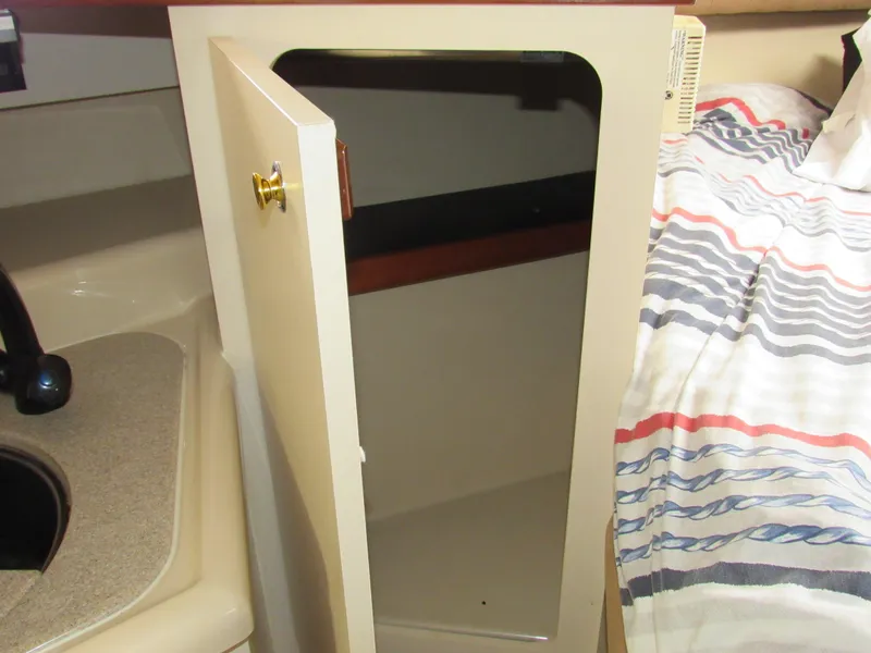 Slide: The Image of Cruisers 2870 Express 2003 - 44