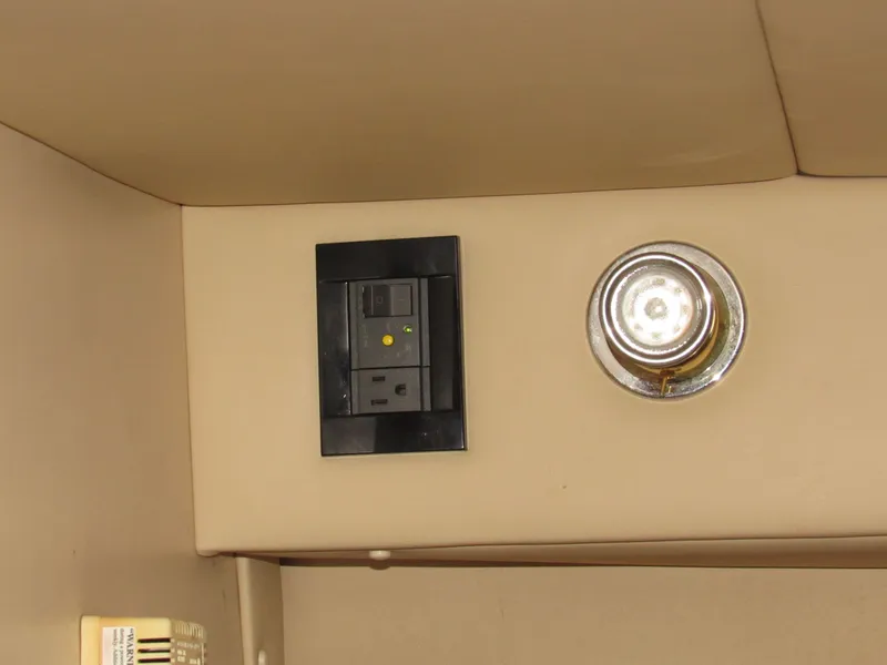 Slide: The Image of Cruisers 2870 Express 2003 - 52