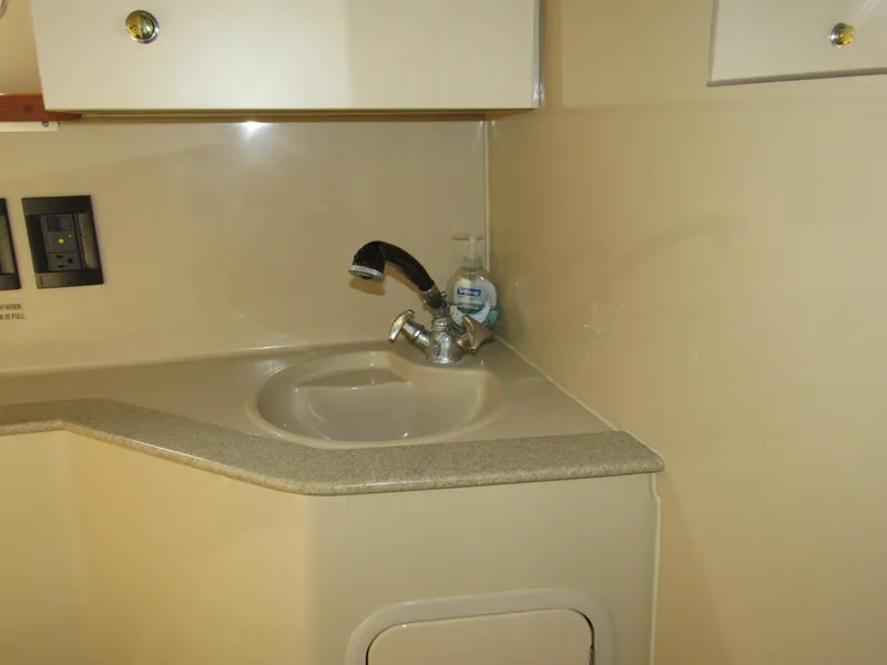 Slide: The Image of Cruisers 2870 Express 2003 - 60