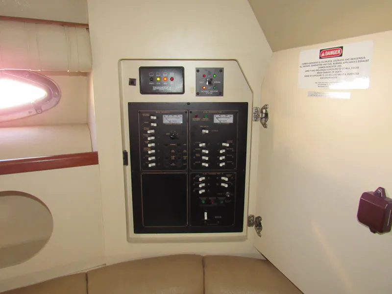 Slide: The Image of Cruisers 2870 Express 2003 - 71