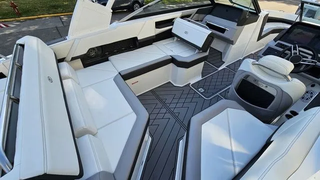 Slide: The Image of Cobalt R4 2022 - 12