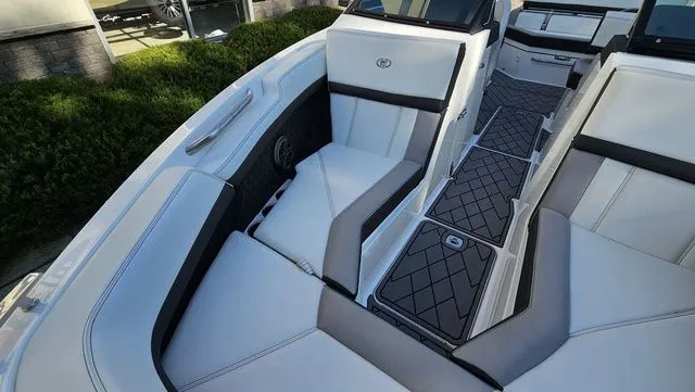 Slide: The Image of Cobalt R4 2022 - 21