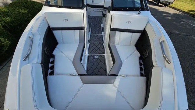 Slide: The Image of Cobalt R4 2022 - 19