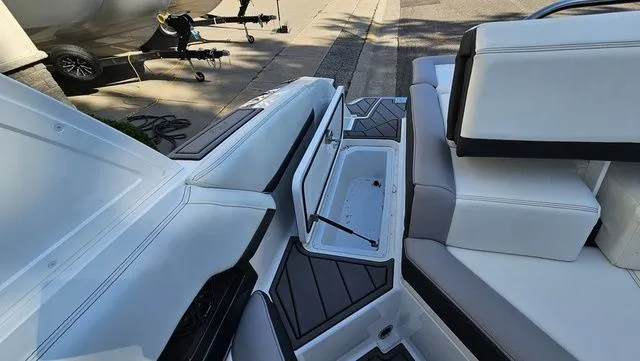 Slide: The Image of Cobalt R4 2022 - 26