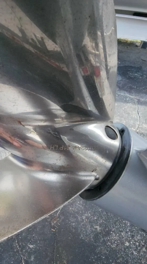 Slide: The Image of Mako 284 CC 2019 - 127